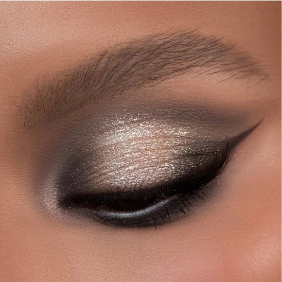 Natasha Denona- RETRO GLAM EYESHADOW PALETTE - Picture 8 of 13